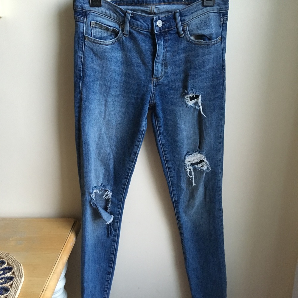 GAP Mid Rise Skinny Jeans